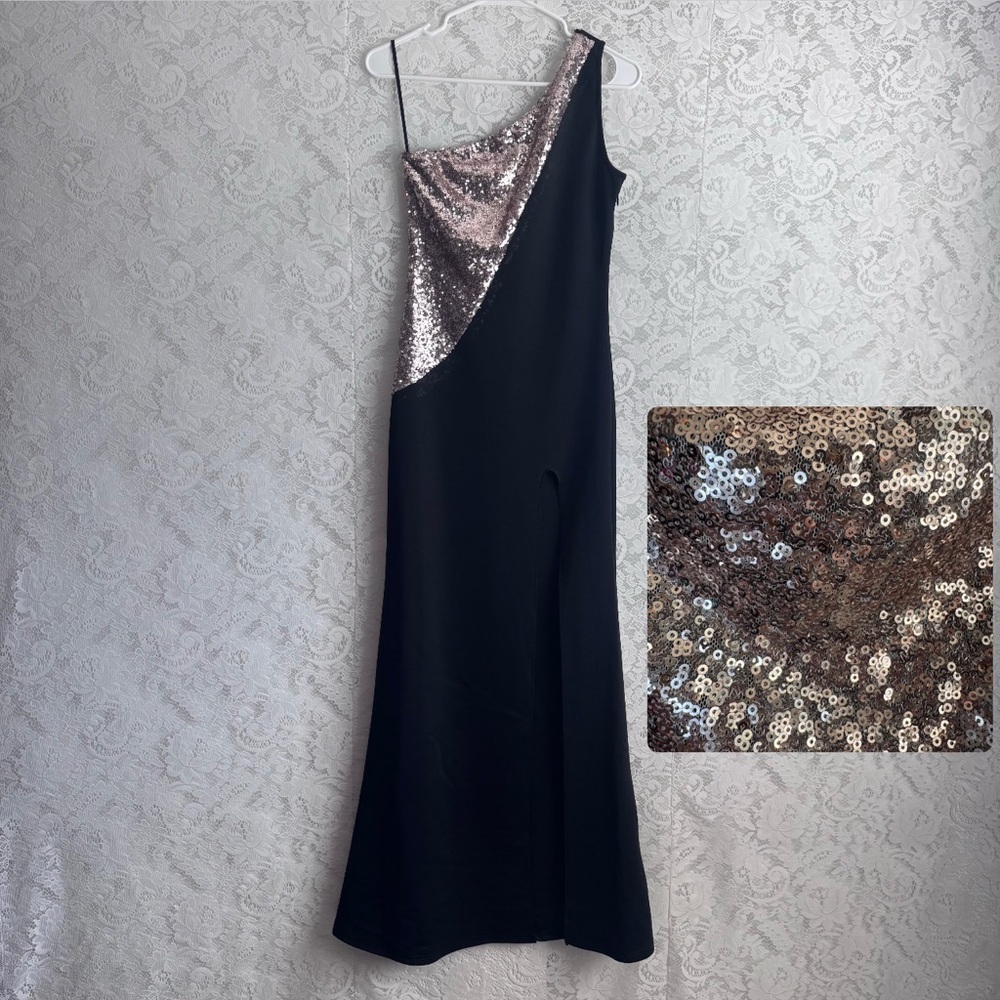 One Shoulder Gold Sequin Black Evening Gown Small w/ Leg Slit New Years Dress